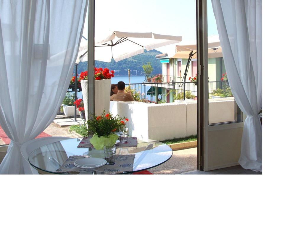 Ai Colli B&B Salò Pokoj fotografie
