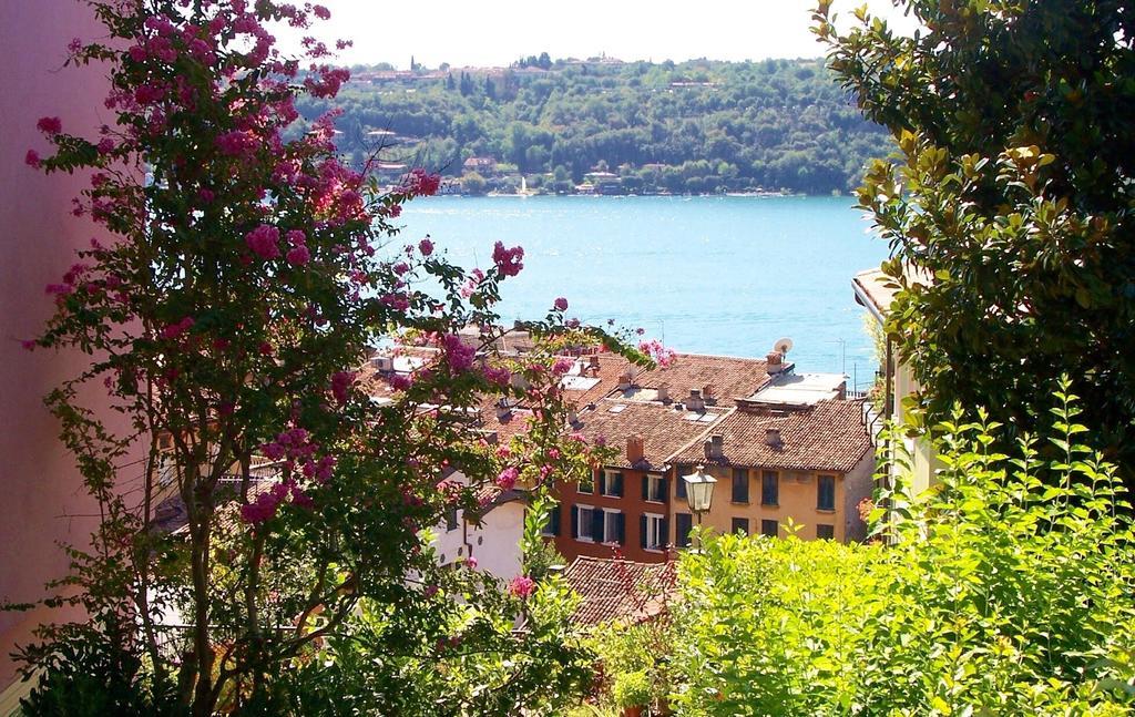 Ai Colli B&B Salò Pokoj fotografie