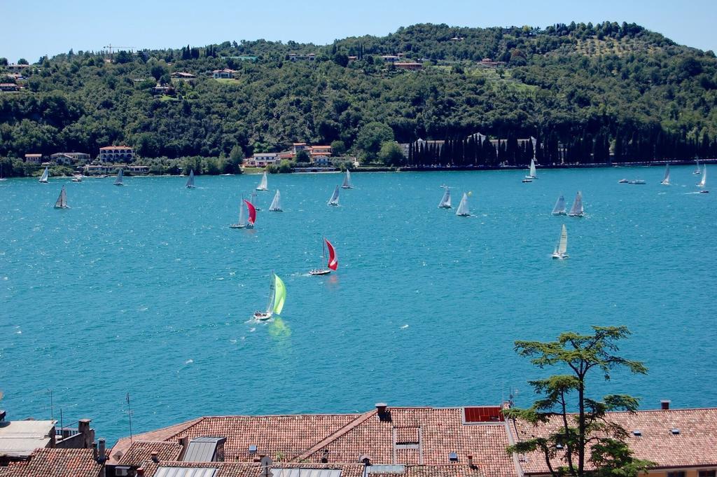 Ai Colli B&B Salò Pokoj fotografie
