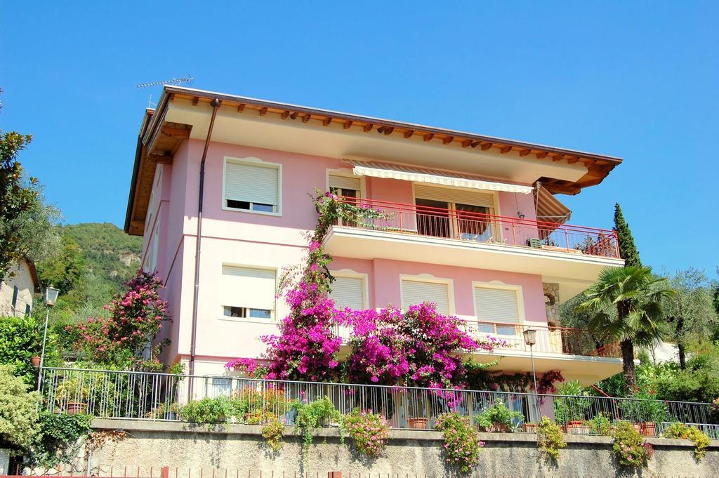 Ai Colli B&B Salò Pokoj fotografie